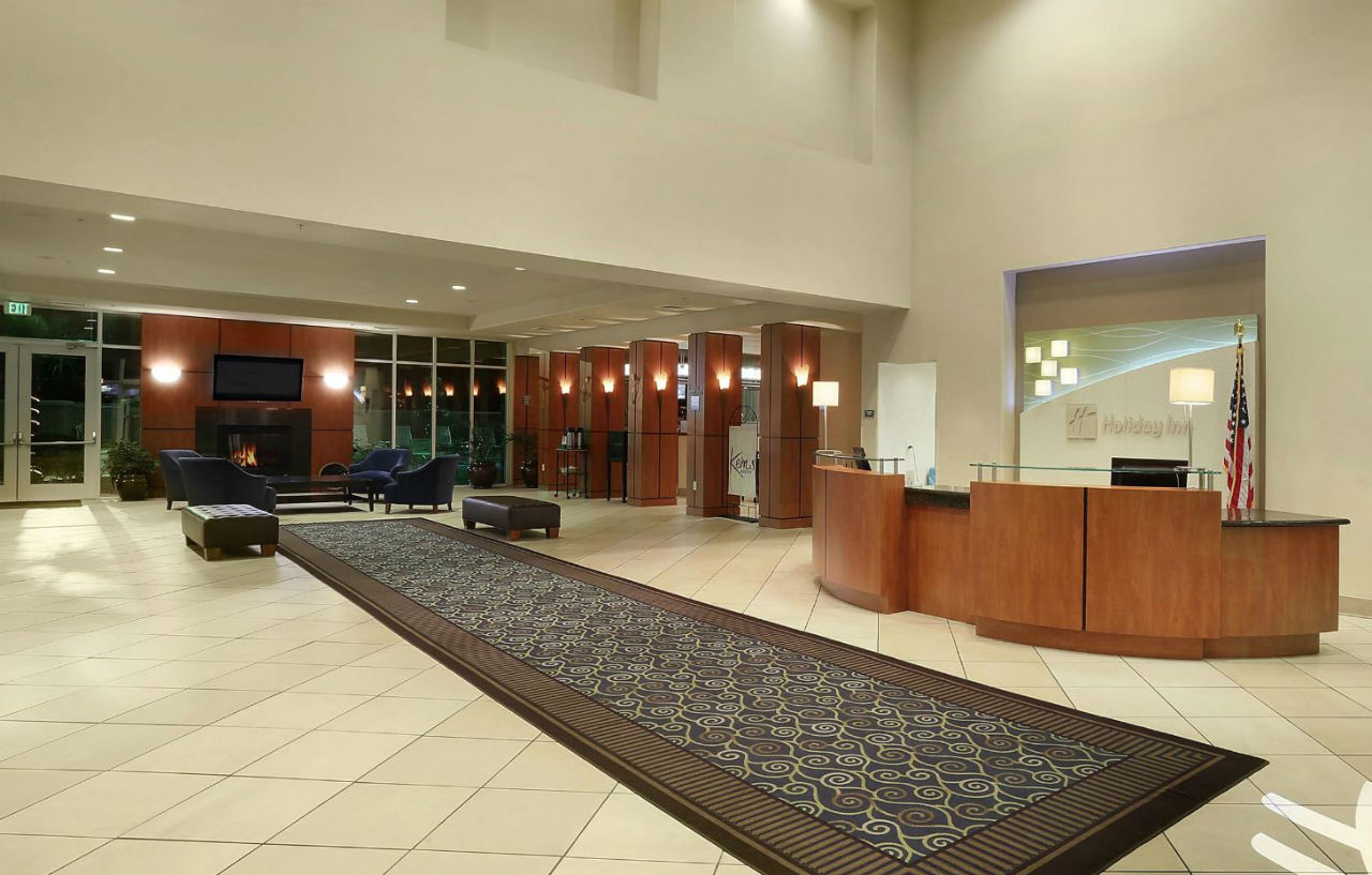 By Ihg